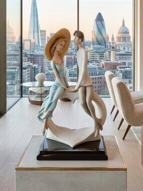 Large Giuseppe Armani “Love Is All Around” 14" Figurine – Model 2087C 💕